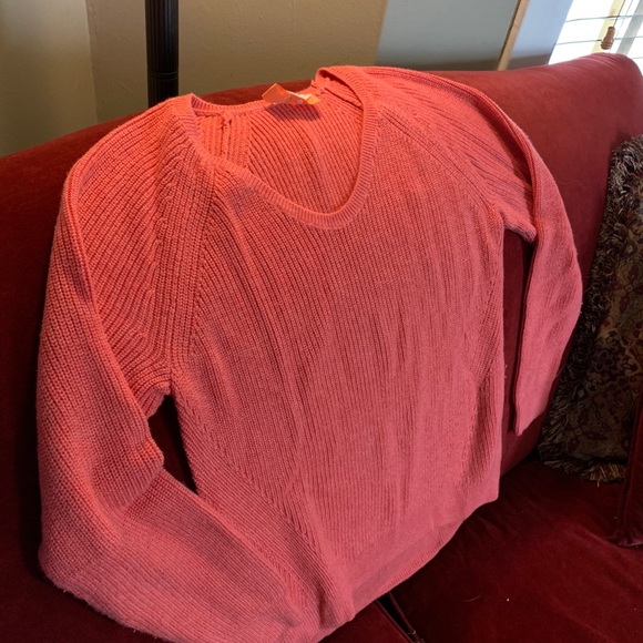 GAP  size M perfect summer sweater!☀️☀️☀️ - Picture 5 of 5